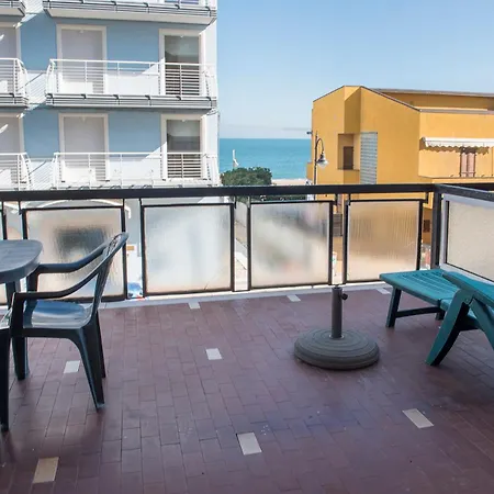 Lejlighed M029 - Marcelli, Comodo Bilocale Fronte Mare *